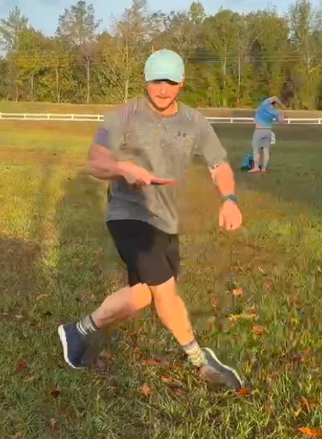 fishnfrolf!=''?fishnfrolf:Hunter Nodae